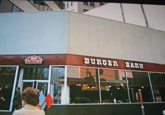 Burger Barn on Public Square. To the right is Market St.